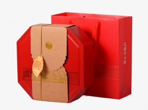 In vỏ hộp quà tặng độc đáo ấn tượngIn vỏ hộp quà tặng độc đáo ấn tượng